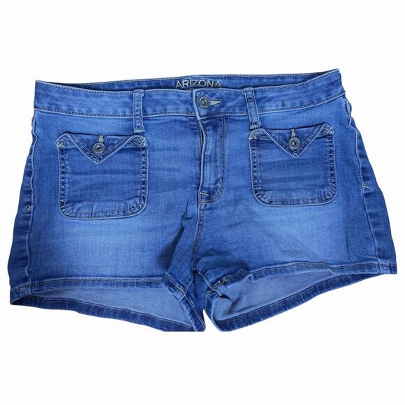 ARIZONA Jean Company Blue Jean Denim Shorts, Size 11 - Picture 1 of 7